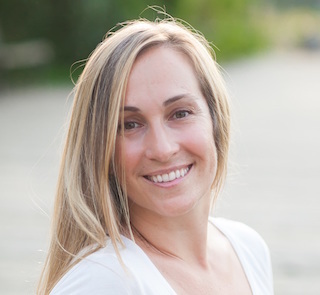 Five Ways To Start Living Your Dreams NOW – by Roo Wyda