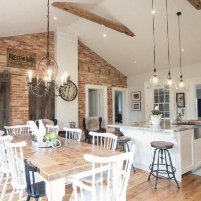 HGTV Canada’s Farmhouse Facelift Stars Farm Girl Turned Designer Carolyn Wilbrink and She Loves Ontario’s Favourite Traditional Home Style.